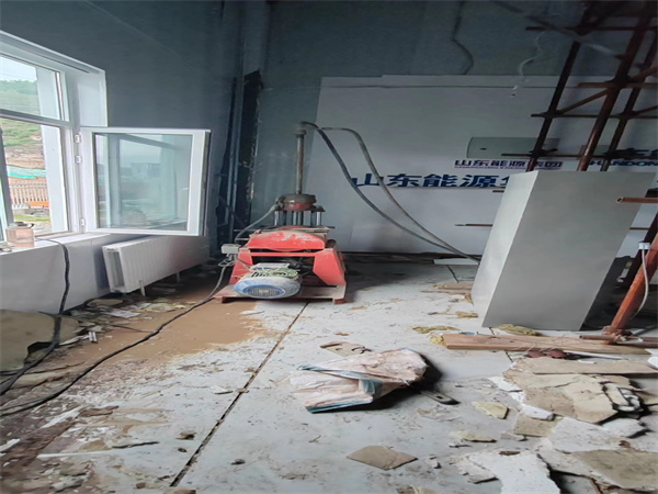 巴宜地基基础下沉墙体裂缝加固注浆顶升施工