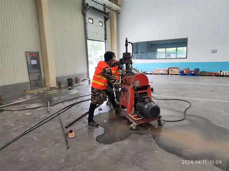 巴宜厂房地面下沉塌陷注浆加固施工